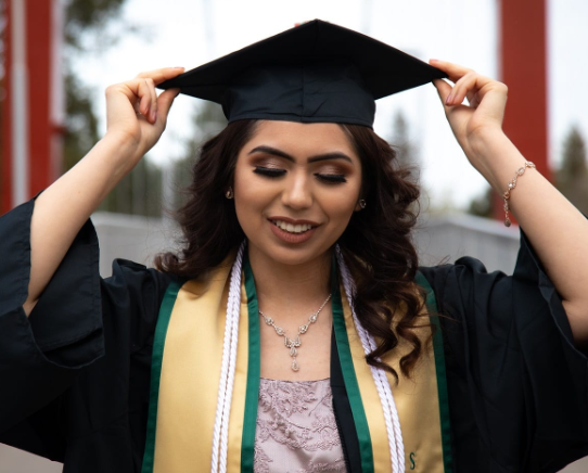 Scholarships For Hispanic Women